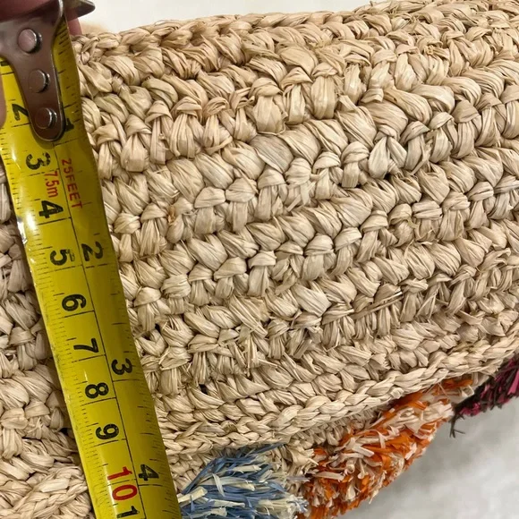Raffia Crochet Tote Bag - Picture 16 of 17